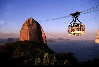 Reunião de Projetores no Alto do Pão de Açúcar