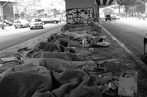 MORADORES DE RUA
